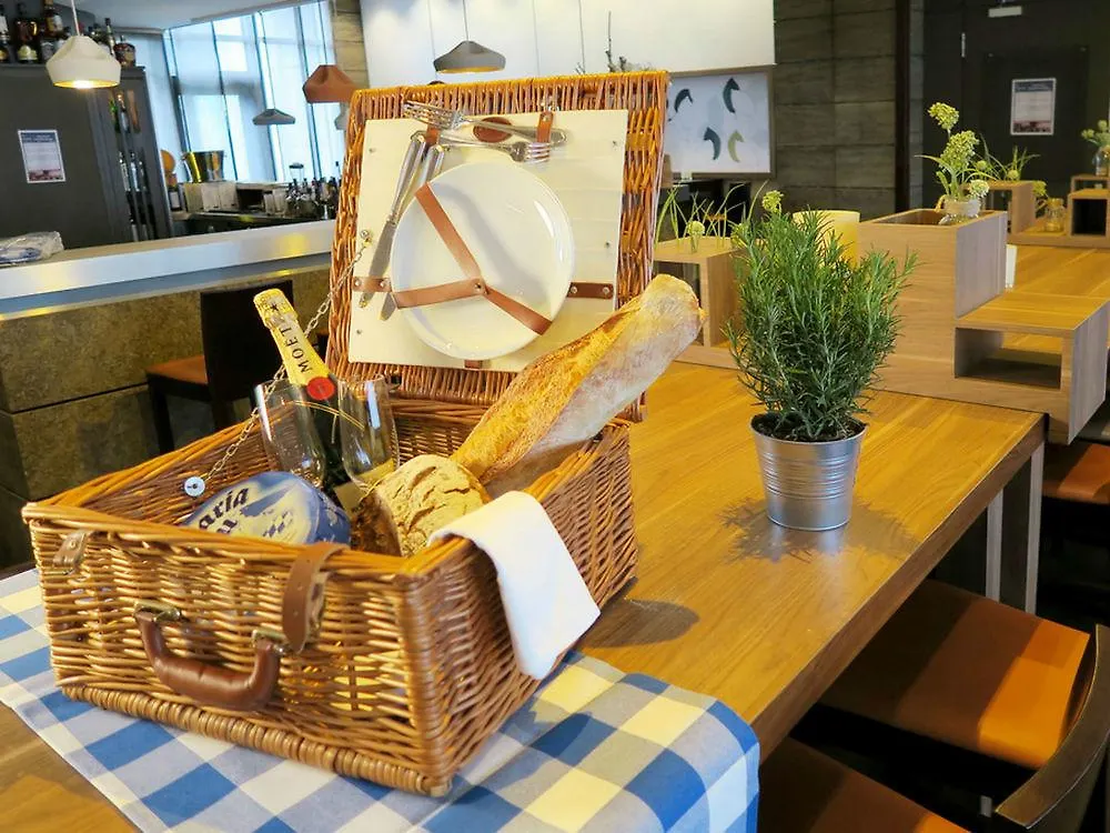 ****  Sheraton Muenchen Westpark Hotel Germany