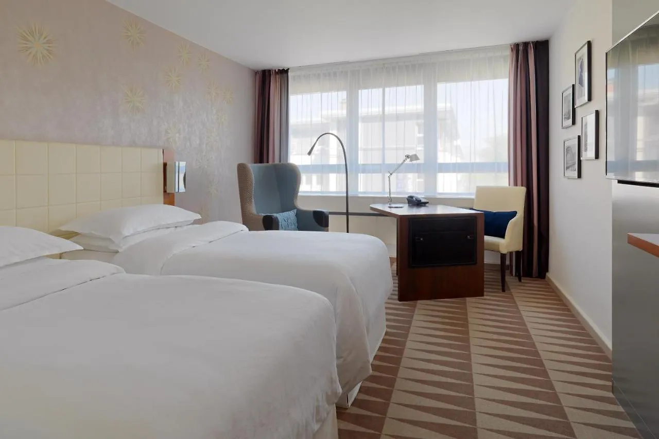 Sheraton Muenchen Westpark Hotel