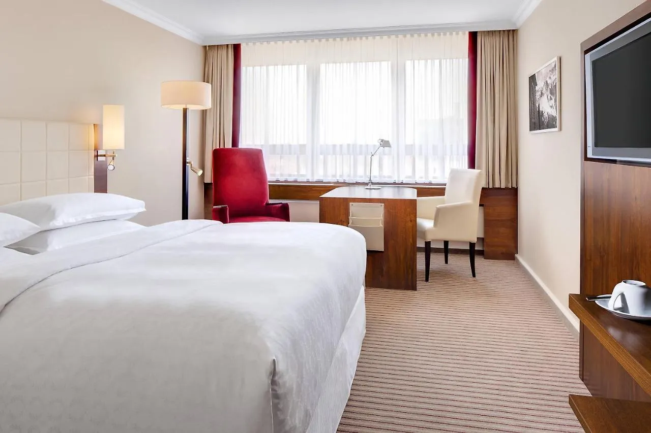 Sheraton Muenchen Westpark Hotel