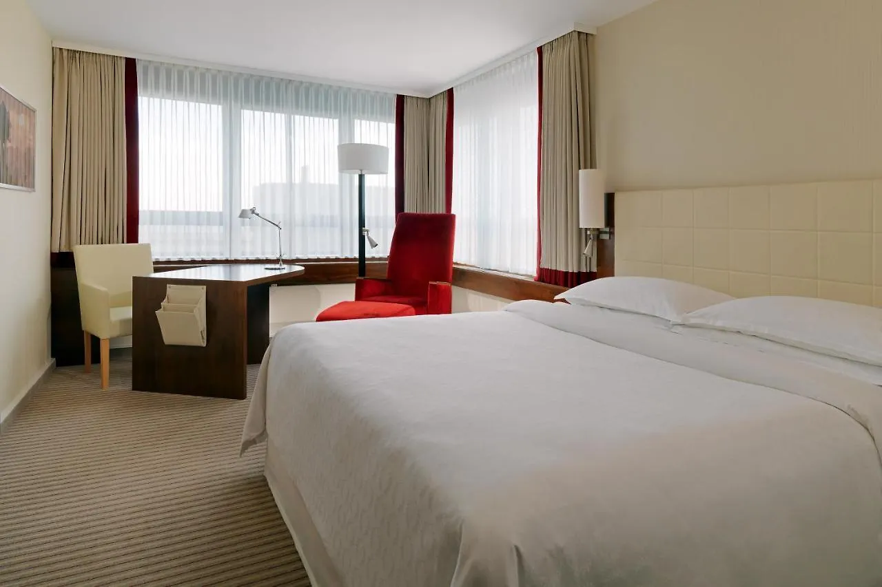 Sheraton Muenchen Westpark Hotel